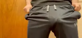 I did squats at the gym with a plug in for the first time