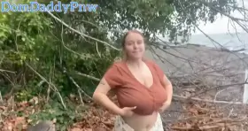 Flashing huge tits 🥵