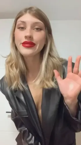 a 22 girl being a 22 girl