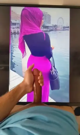 fat ass Hijabi - jerk trib 🥵🍑