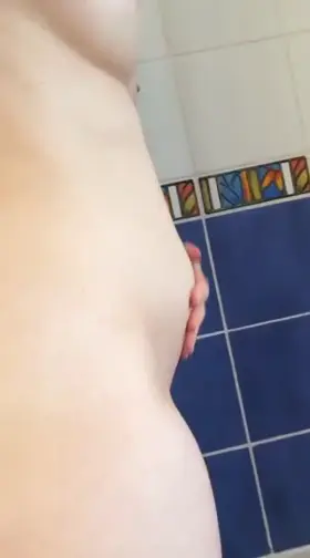 Look how much piss I can hold 💦💦💦