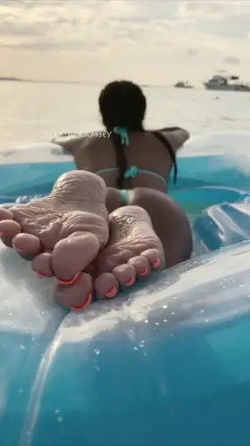 Let’s watch the sunset together ☺️