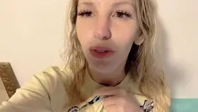 Kinky domme ❤️ fetish and pee friendly