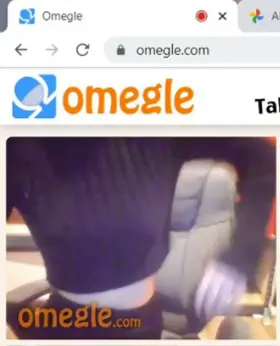 Since r/Omeglesex are only approving screenshots now, here’s a tall blonde girl showing me a magic trick