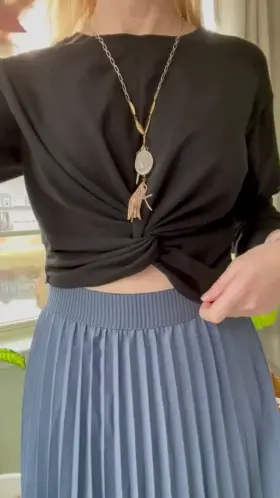 Getting dressed for family dinner, so this will have to be our little secret 🤫