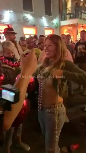Tits Reveal For Beads