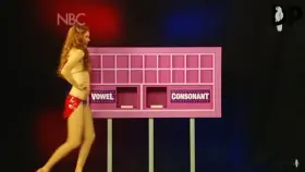 Karen Gillan - The Kevin Bishop Show