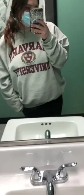 Titties that’ll put you in a saturDAZEEE 💣