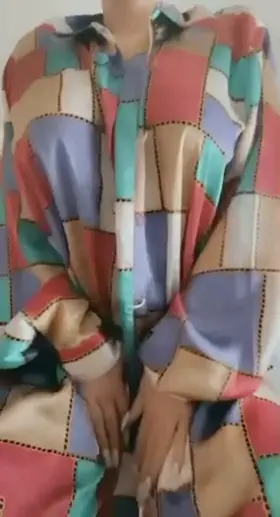 Do you like how these natural DDD’s sit on my petite 5’1 frame?