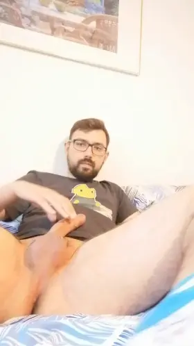 Im not gay, but i accidentally gave myself a self facial, and kinda liked it.