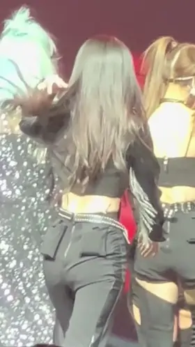 TWICE - Dahyun & Tzuyu