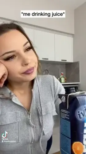 You ever seen a pussy i your orange juice 🍊