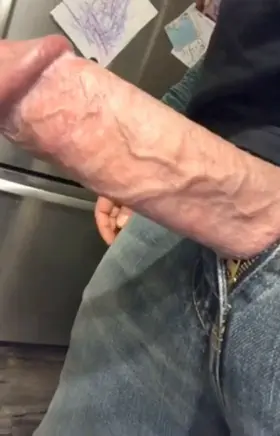 Hubby swinging his fat throbbing monster cock around 🥺🍆🤤