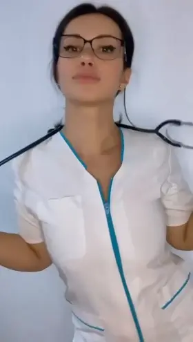 can u handle a girl like me ? [Gif]