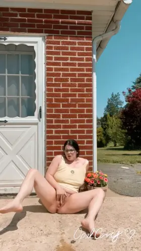 Sunny day spraying 🌞💦