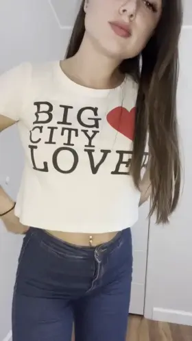 if you got eyes, look at me now 😘 check my profile to see more 😇