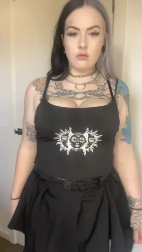 I bet you wanna see me naked 😉 Check my profile if you want to see what's under it 💦🥵