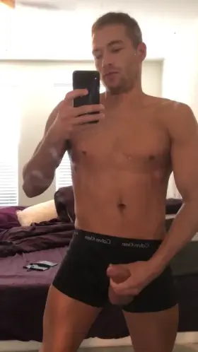 Big Dicked Straight Pornstar Xander Corrus Cums💦For You on ManCuntry.com‼️