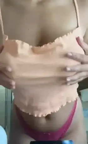 Titty drop, they move well 😋