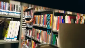 I hope no one is watching me be a perv o.o