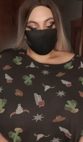 I'm still in my pajamas, I hope it's no problem for you! [VIDEO]