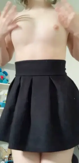 natural and bouncy A cups