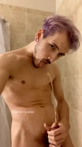 Who wants to be next? 💦🙇🏻‍♂️