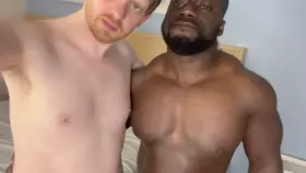 The bisexual guy’s dream 🥰