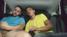 He brought me a package that I bought online and I gave him my package in the parking lot 🙈🍆