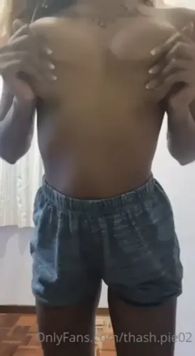 Thash pie Tamil tiktok babe stri pping 🤤🤤🔥🔥 (comments)