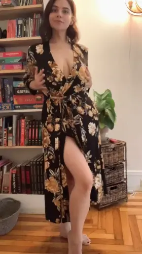 I no longer believe in bras 😈💕