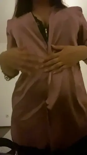 I am embarrassed about my big ass, hope you like it (OC)