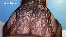 Let me be your girlfriend for the night 😝