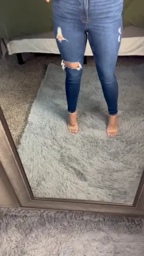 The best type of MILFs are the naughty ones 😈 [F30]