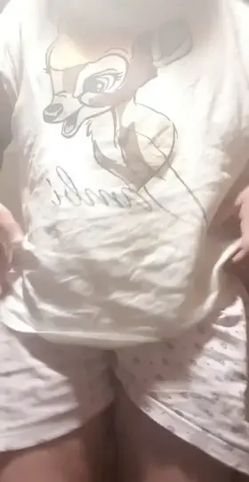 Do you like how thick and curvy my 19 year old body is? [F] Indian