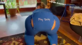 Would you be tempted to fuck me ? ;)