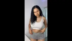 Only say hi if you like 25 year old asses!