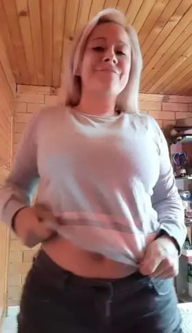 Deleted because someone on this subreddit said I am ugly, reuploading because I love myself