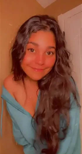 Date or fuckdoll material?