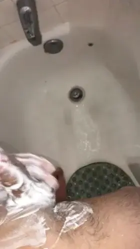 I think we can all appreciate a fresh clean cut cock 🧼😌💦