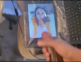 [Proof] Cum on your laptop!