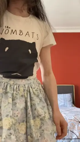 How doesn’t love a bit of non-binary action? kik: Ollie2467