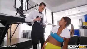 Young Ebony Pornstar Makes Her Butler's Day By Fucking Him