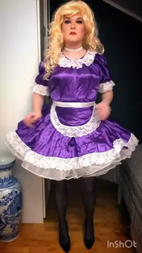 Just me in my sissy maid outfit having some innocent fun 🥰