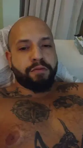 Come give this beard and this cock some attention!