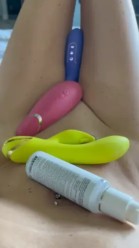 Home alone so time to get the toys out (f46).