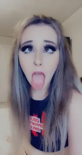 I’m shy but I hope u think I’m cute. 🥰