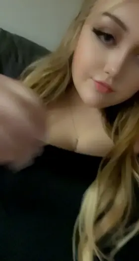 awkward because my roommate was watching 😅💓