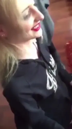 Amateur big dick blowjob in salon