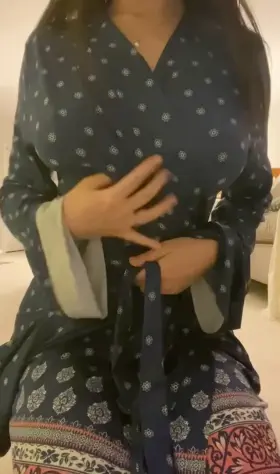 I always surprise people when they see my boobs 😜